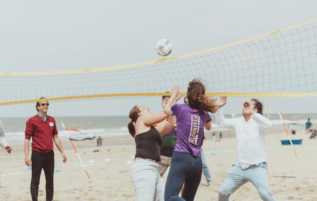 beach event beleving noordwijk teamuitje beachvolleybal